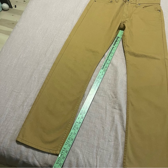 Levi's 513 Tan Bootcut Straight Leg Jeans Classic Style Never Worn Size 34 Mens - Picture 3 of 7